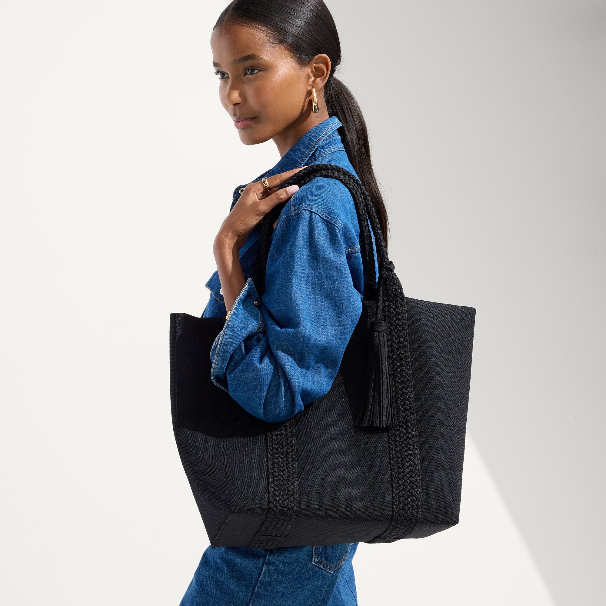 The Lightweight Tote - Black Licorice - Image 3