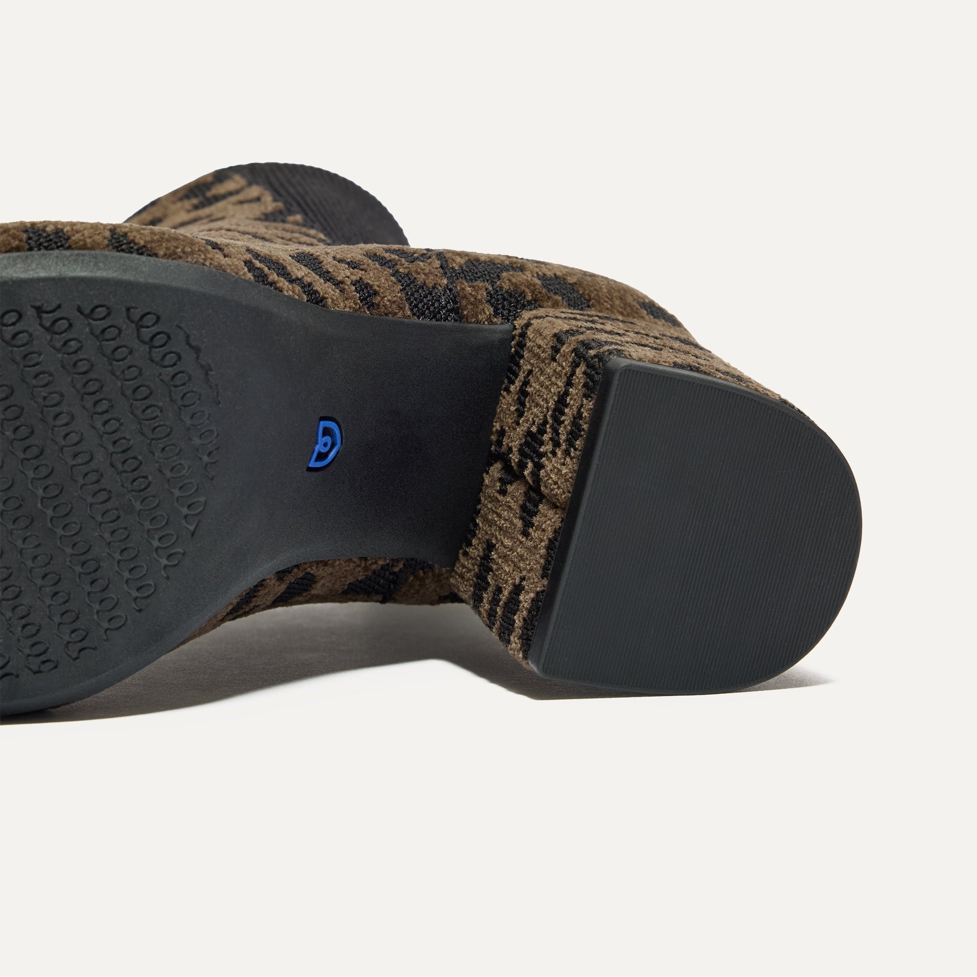 The ReVelvet™ High Classic Boot - ReVelvet™ Cheetah - Image 6